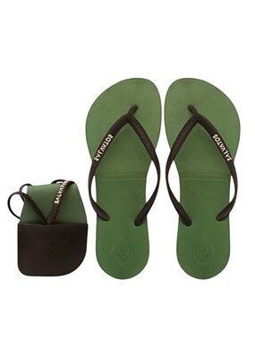 SALVATOS Post Pedi Foldable / Travel Flip Flops & Case in Green Size 7.5-8.5 NWT